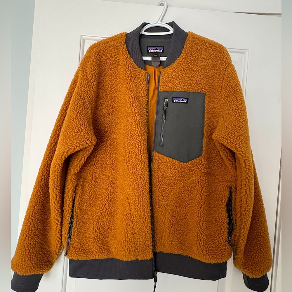 SOLD- Patagonia Retro-X bomber jacket